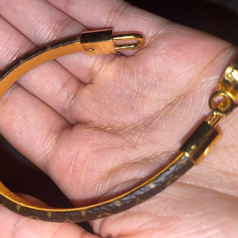 Louis Vuitton leather monogram tribute bracelet - Picture 3 of 5